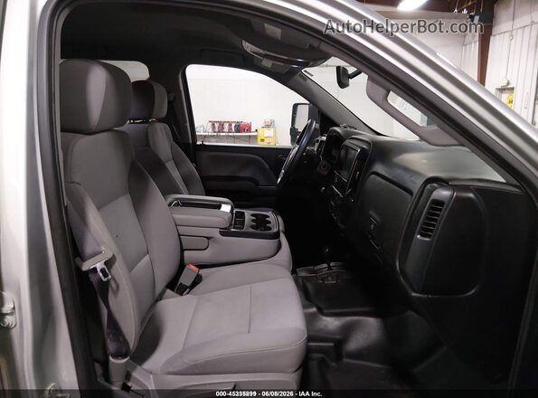 3GCUKNEC2HG238015 2017 CHEVROLET SILVERADO Silver Vista interior delantera