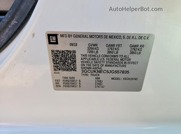 3GCUKNEC5JG557835 2018 CHEVROLET SILVERADO Белый Вид подкапотного пространства