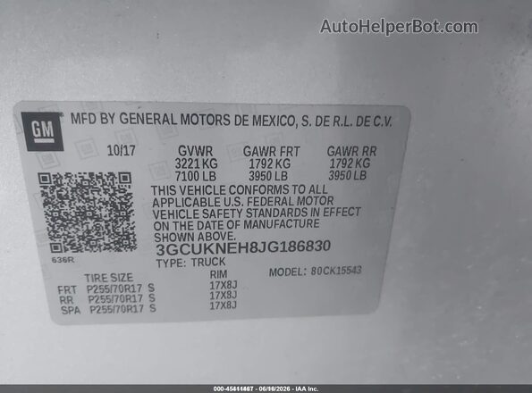 3GCUKNEH8JG186830 2018 CHEVROLET SILVERADO Silver Շարժիչի բաժամունքի տեսք