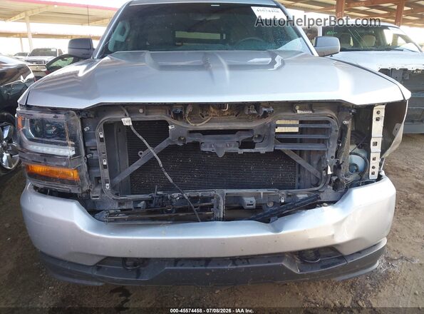 3GCUKPECXJG297699 2018 CHEVROLET SILVERADO Silver Вид спереду