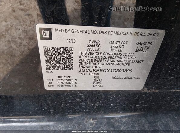 3GCUKPECXJG303890 2018 CHEVROLET SILVERADO Black Vista del compartimento del motor