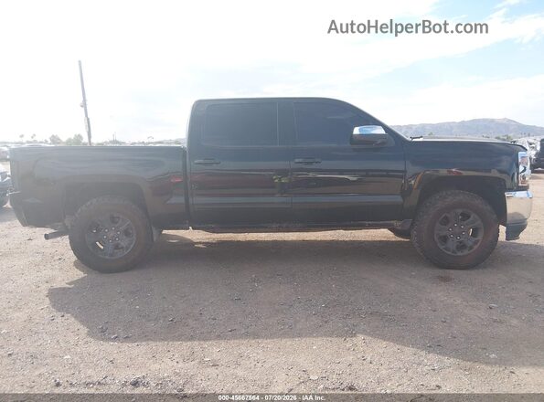 3GCUKREC0HG101873 2017 CHEVROLET SILVERADO Black Widok wnętrza z tyłu