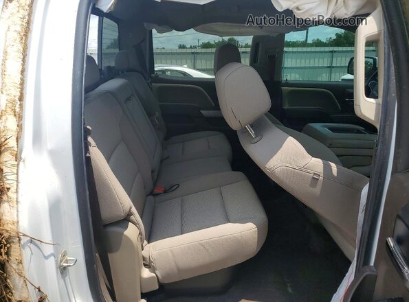 3GCUKREC0JG165790 2018 CHEVROLET SILVERADO White Rear seats view