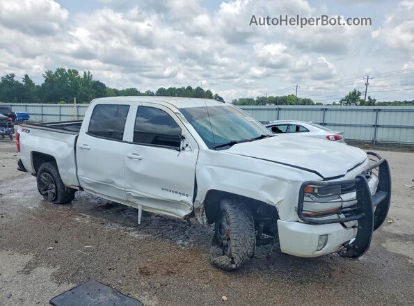 3GCUKREC0JG165790 2018 CHEVROLET SILVERADO White Front right