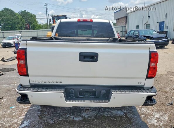 3GCUKREC0JG165790 2018 CHEVROLET SILVERADO White Rear view