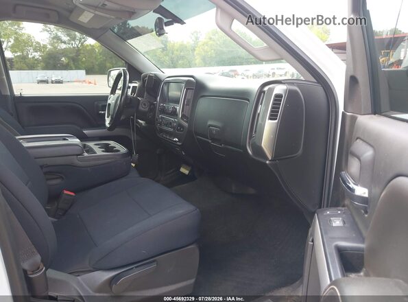 3GCUKREC0JG470853 2018 CHEVROLET SILVERADO White Front interior view