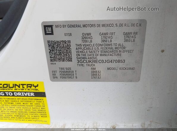 3GCUKREC0JG470853 2018 CHEVROLET SILVERADO White Engine compartment view