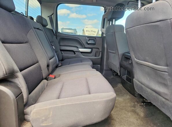 3GCUKREC1JG385049 2018 CHEVROLET SILVERADO Black Вид задніх сидінь