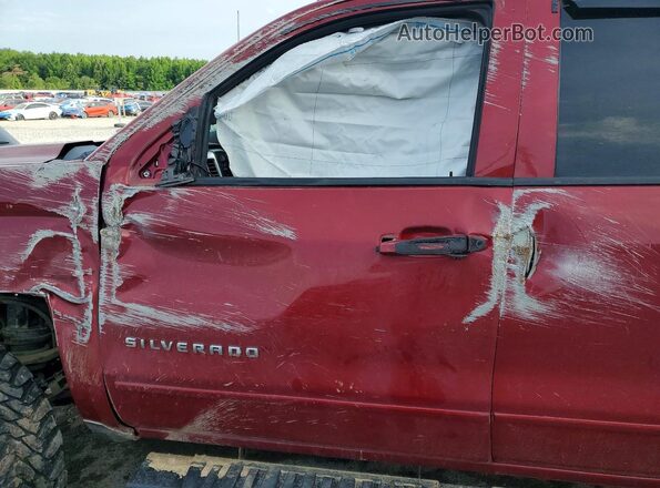 3GCUKREC1JG477276 2018 CHEVROLET SILVERADO Red Widok wnętrza z przodu