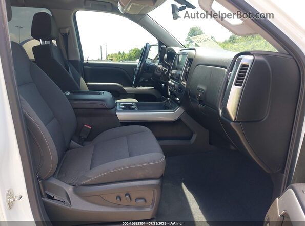 3GCUKREC1JG537752 2018 CHEVROLET SILVERADO White Front interior view