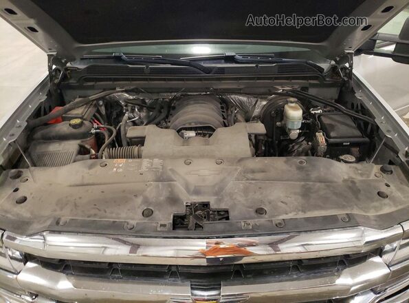 3GCUKREC2GG162088 2016 CHEVROLET SILVERADO Серебряный Вид задней части салона