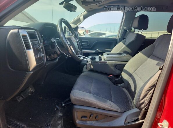 3GCUKREC2JG225648 2018 CHEVROLET SILVERADO Красный Вид салона спереди