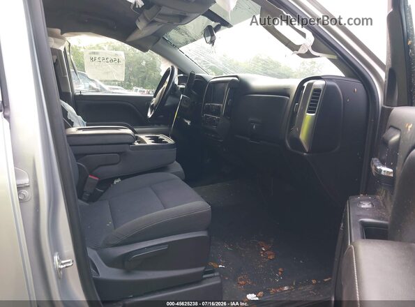 3GCUKREC2JG603676 2018 CHEVROLET SILVERADO Silver Вид салону спереду