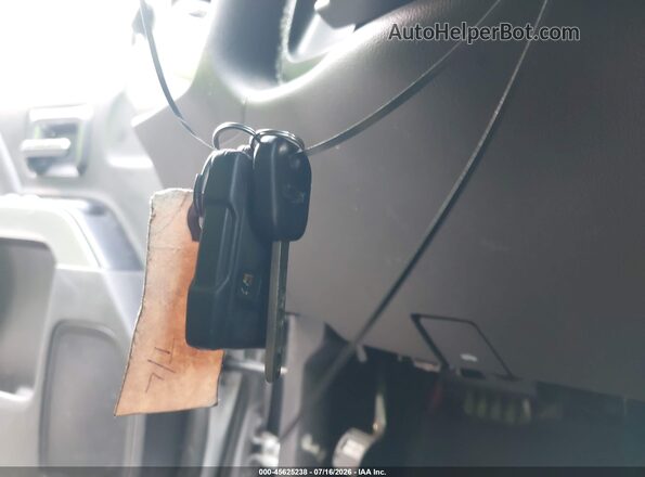 3GCUKREC2JG603676 2018 CHEVROLET SILVERADO Silver Вид панелі приладів