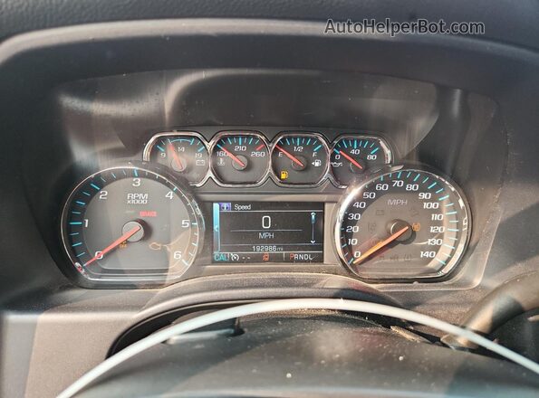 3GCUKREC3HG179435 2017 CHEVROLET SILVERADO Красный Вид щитка приборов