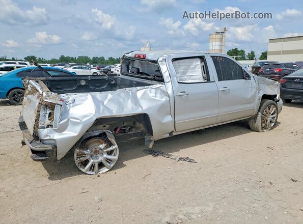3GCUKREC3JG204615 2018 CHEVROLET SILVERADO Silver Tył prawy