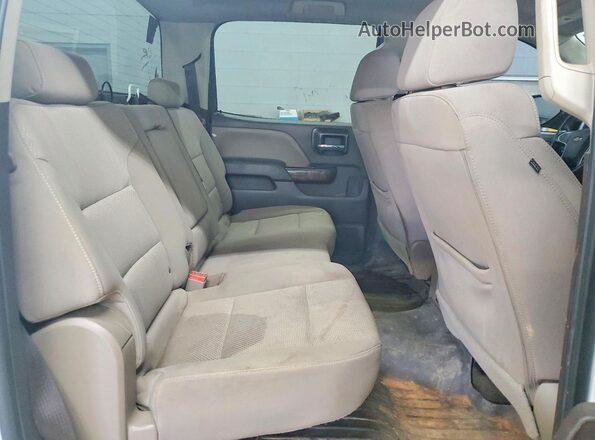 3GCUKREC3JG215940 2018 CHEVROLET SILVERADO White Rear seats view