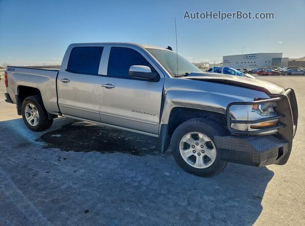 3GCUKREC3JG263647 2018 CHEVROLET SILVERADO Silver Delantero derecho