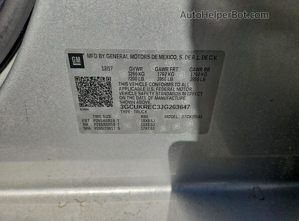 3GCUKREC3JG263647 2018 CHEVROLET SILVERADO Silver Vista del compartimento del motor