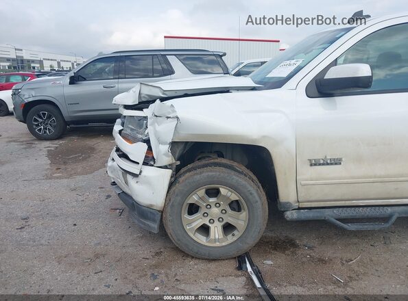 3GCUKREC5JG593791 2018 CHEVROLET SILVERADO White Вид салону спереду