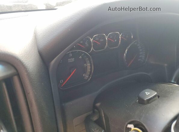3GCUKREC5JG598697 2018 CHEVROLET SILVERADO Silver Вид щитка приладів