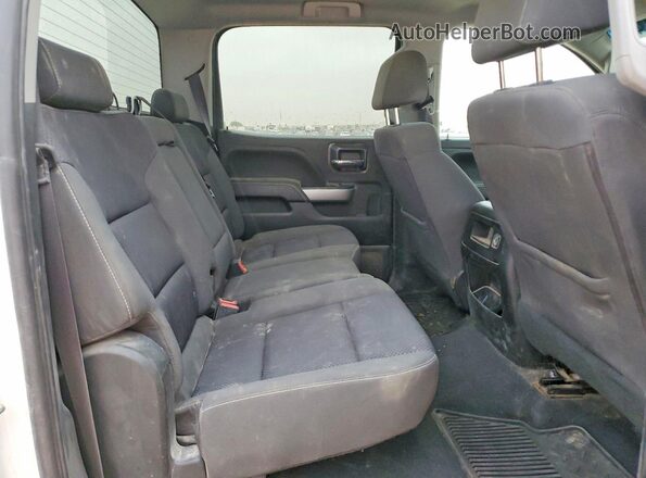 3GCUKREC6JG634901 2018 CHEVROLET SILVERADO White Vista de los asientos traseros