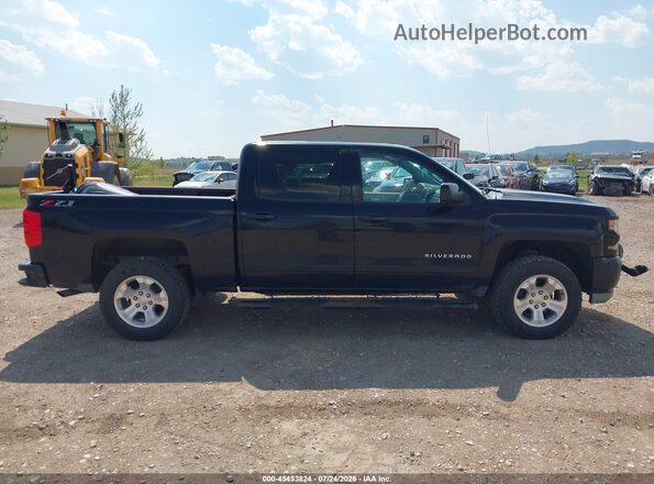 3GCUKREC7JG532135 2018 CHEVROLET SILVERADO Черный Вид задней части салона