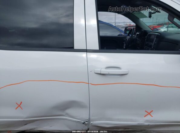 3GCUKREC8HG382532 2017 CHEVROLET SILVERADO White Rear interior view