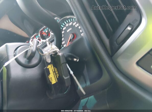 3GCUKREC8HG449646 2017 CHEVROLET SILVERADO Silver Առջևի վահանակի տեսք