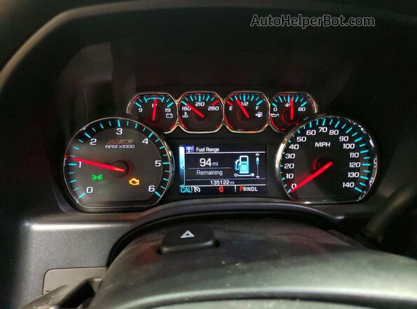 3GCUKREC8JG583370 2018 CHEVROLET SILVERADO Maroon Vista del cuadro de instrumentos