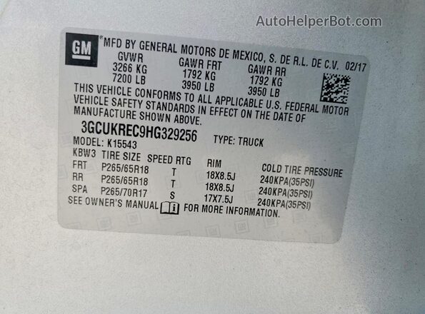 3GCUKREC9HG329256 2017 CHEVROLET SILVERADO Silver Widok komory silnika