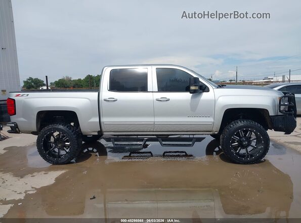 3GCUKRECXGG350485 2016 CHEVROLET SILVERADO Silver Vista interior trasera