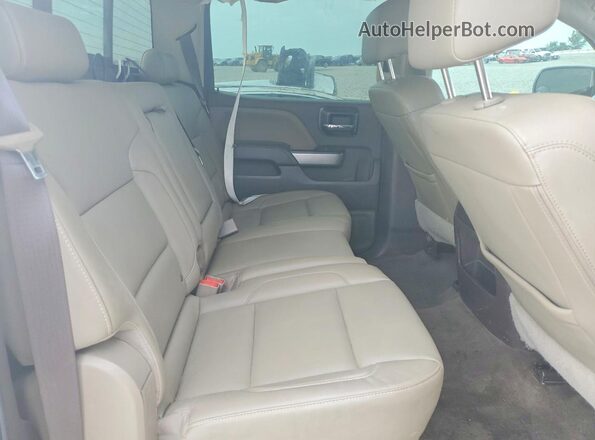 3GCUKSEC2JG157911 2018 CHEVROLET SILVERADO White Vista de los asientos traseros
