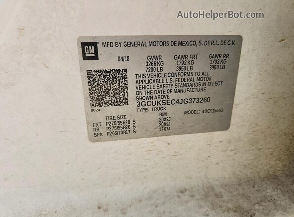 3GCUKSEC4JG373260 2018 CHEVROLET SILVERADO White Engine compartment view