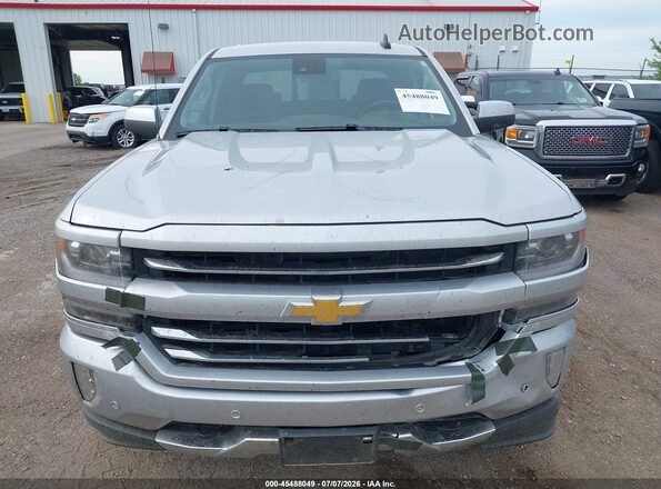 3GCUKSEC9JG366708 2018 CHEVROLET SILVERADO Silver Vista del cuadro de instrumentos