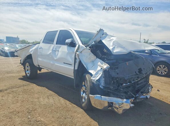 3GCUKSEJ9HG334527 2017 CHEVROLET SILVERADO White Przód prawy