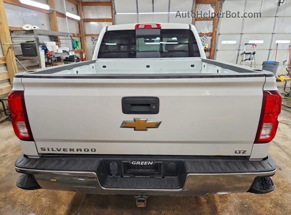 3GCUKSEJXJG169075 2018 CHEVROLET SILVERADO Белый Вид сзади