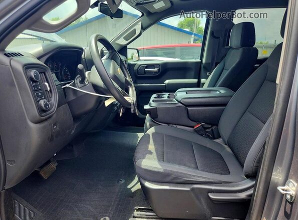 3GCUYBEF1MG140885 2021 CHEVROLET SILVERADO Серый Вид салона спереди
