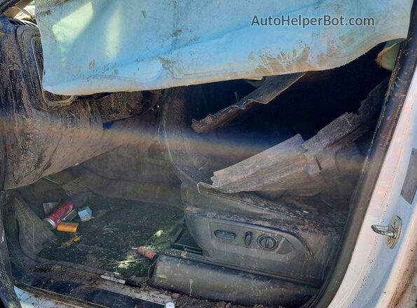 3GCUYGED4KG111969 2019 CHEVROLET SILVERADO White Widok wnętrza z przodu