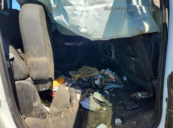 3GCUYGED4KG111969 2019 CHEVROLET SILVERADO White Widok tylnych siedzeń