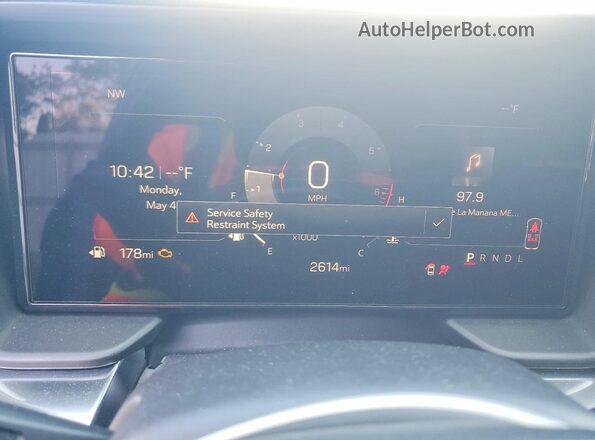 3GKALMEG0TL356467 2026 GMC TERRAIN Blue Instrument cluster view