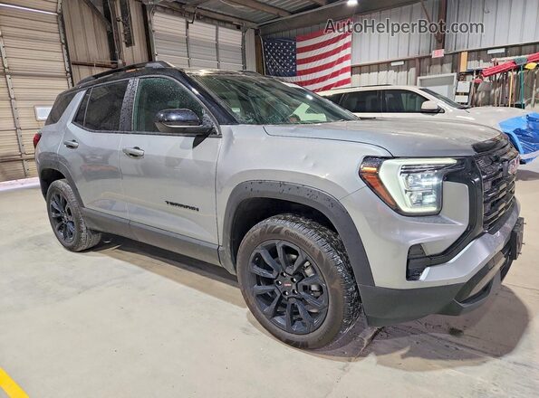 3GKALMEG2TL164175 2026 GMC TERRAIN Silver Передня права чверть