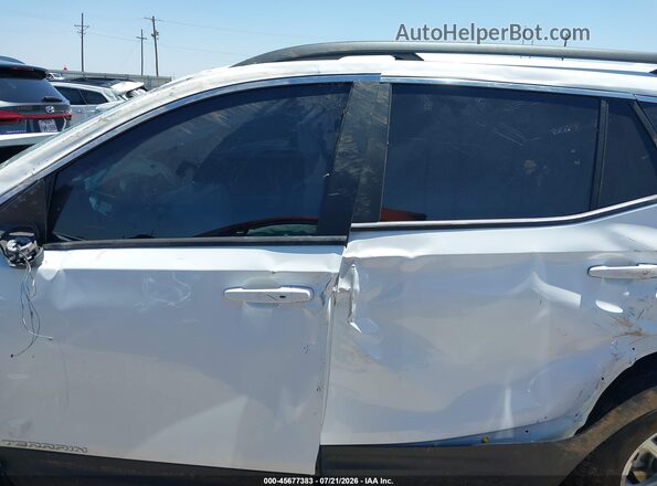 3GKALMEG6RL270332 2024 GMC TERRAIN White Widok wnętrza 360 stopni