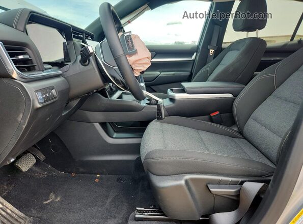 3GKALMEG8TL293733 2026 GMC TERRAIN Gray Widok wnętrza z przodu