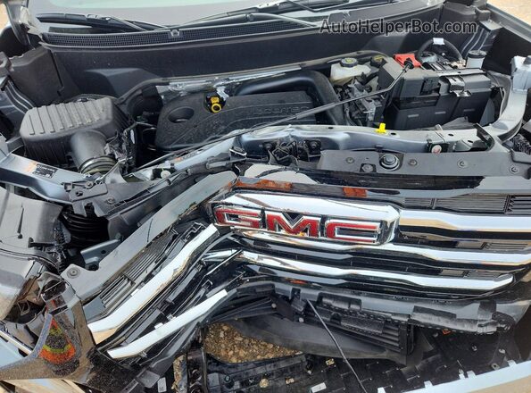 3GKALMEG8TL293733 2026 GMC TERRAIN Gray Widok komory silnika