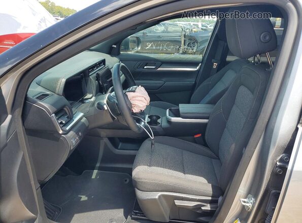 3GKALMEG8TL293733 2026 GMC TERRAIN Серый Вид салона спереди