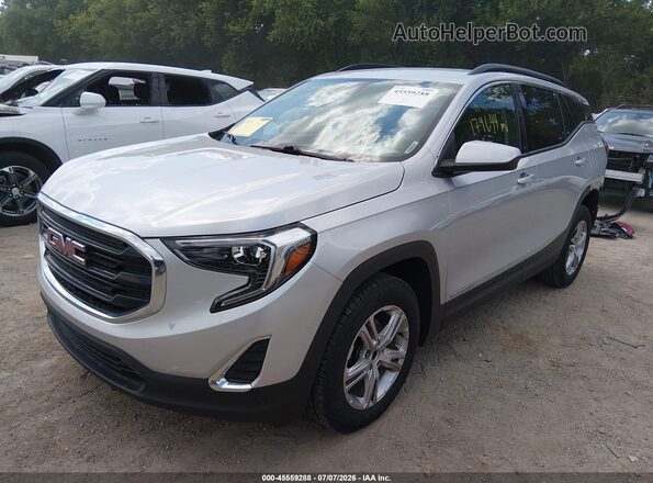 3GKALMEV0JL162677 2018 GMC TERRAIN Silver Vista tres cuartos delantera izquierda