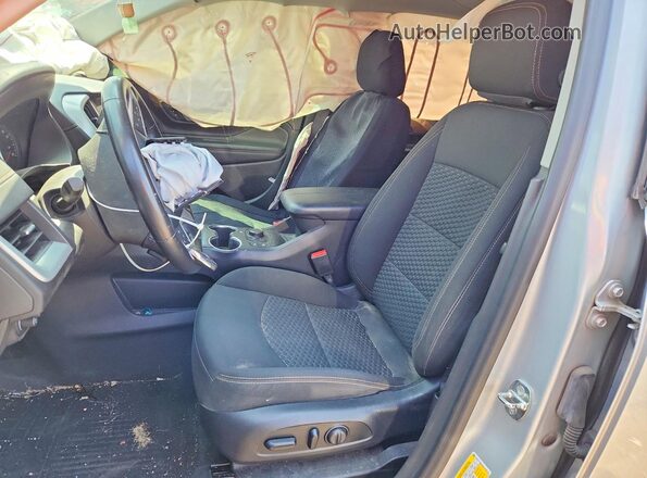 3GKALMEV3LL179170 2020 GMC TERRAIN Серебряный Вид салона спереди