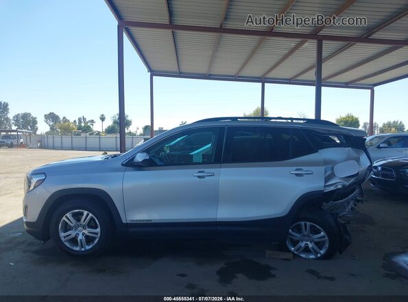 3GKALMEV5LL105684 2020 GMC TERRAIN Silver Widok wnętrza 360 stopni