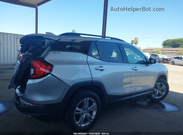 3GKALMEV5LL105684 2020 GMC TERRAIN Silver Widok wnętrza z tyłu